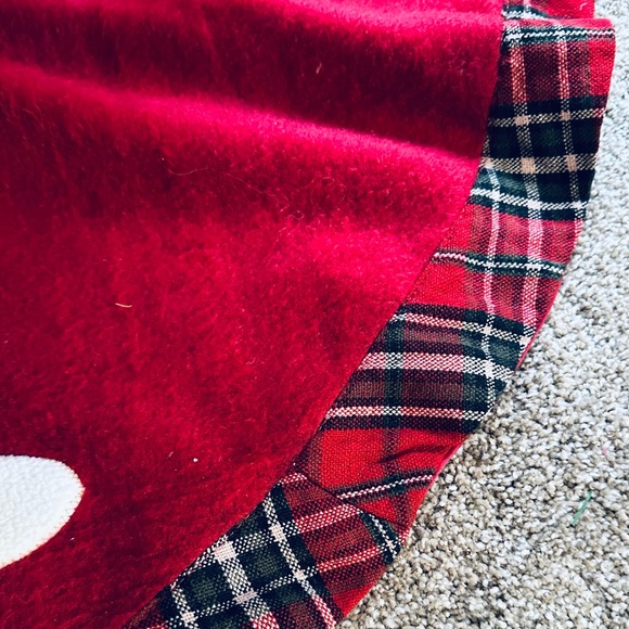 🎄Snowman Fleece Tie Back Christmas Tree Skirt 45" Diameter - Picture 4 of 9